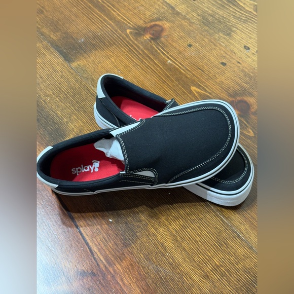 Black Slip-On Canvas Shoes Splay - Picture 2 of 8
